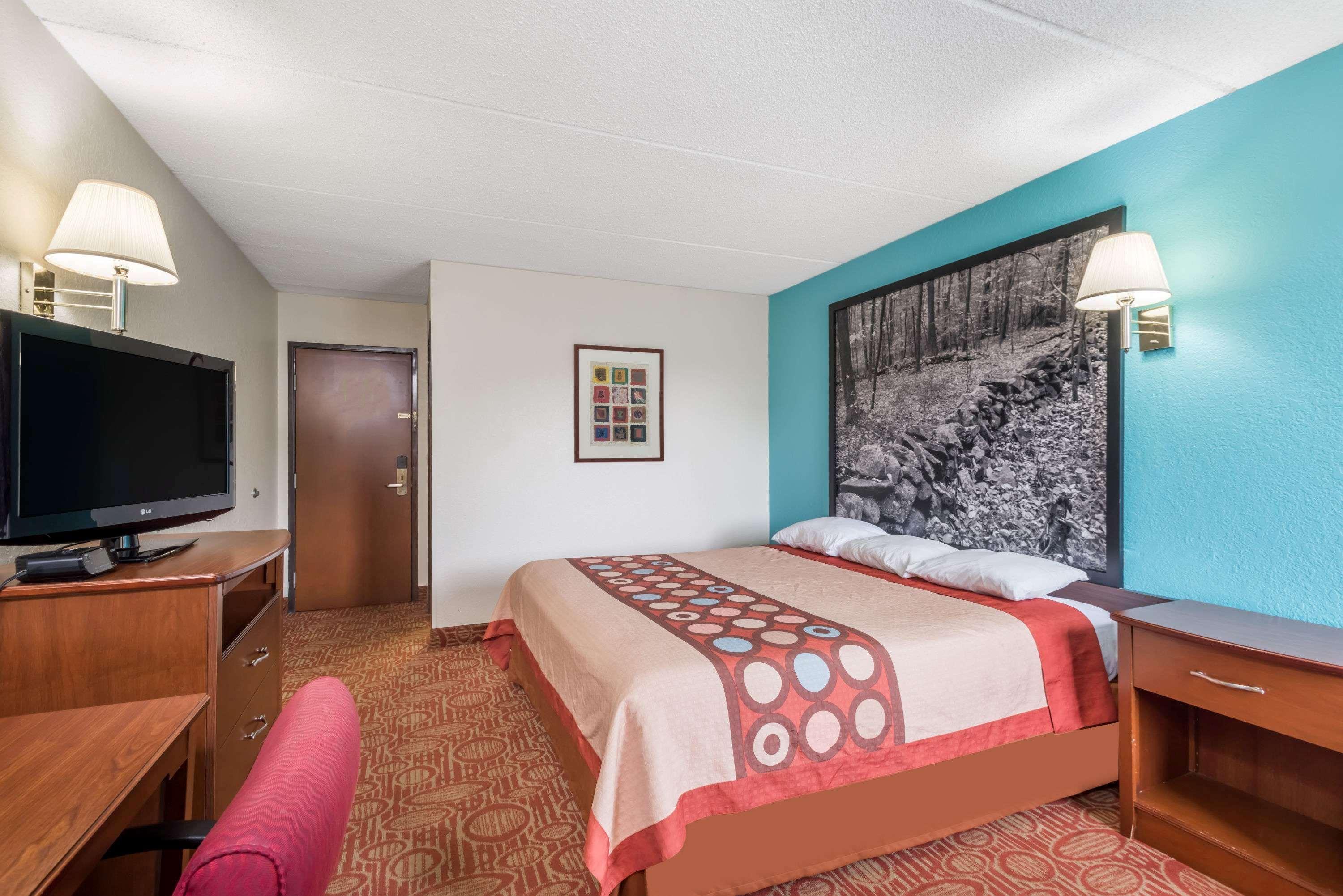 Motel Super 8 By Wyndham Danbury Exterior foto