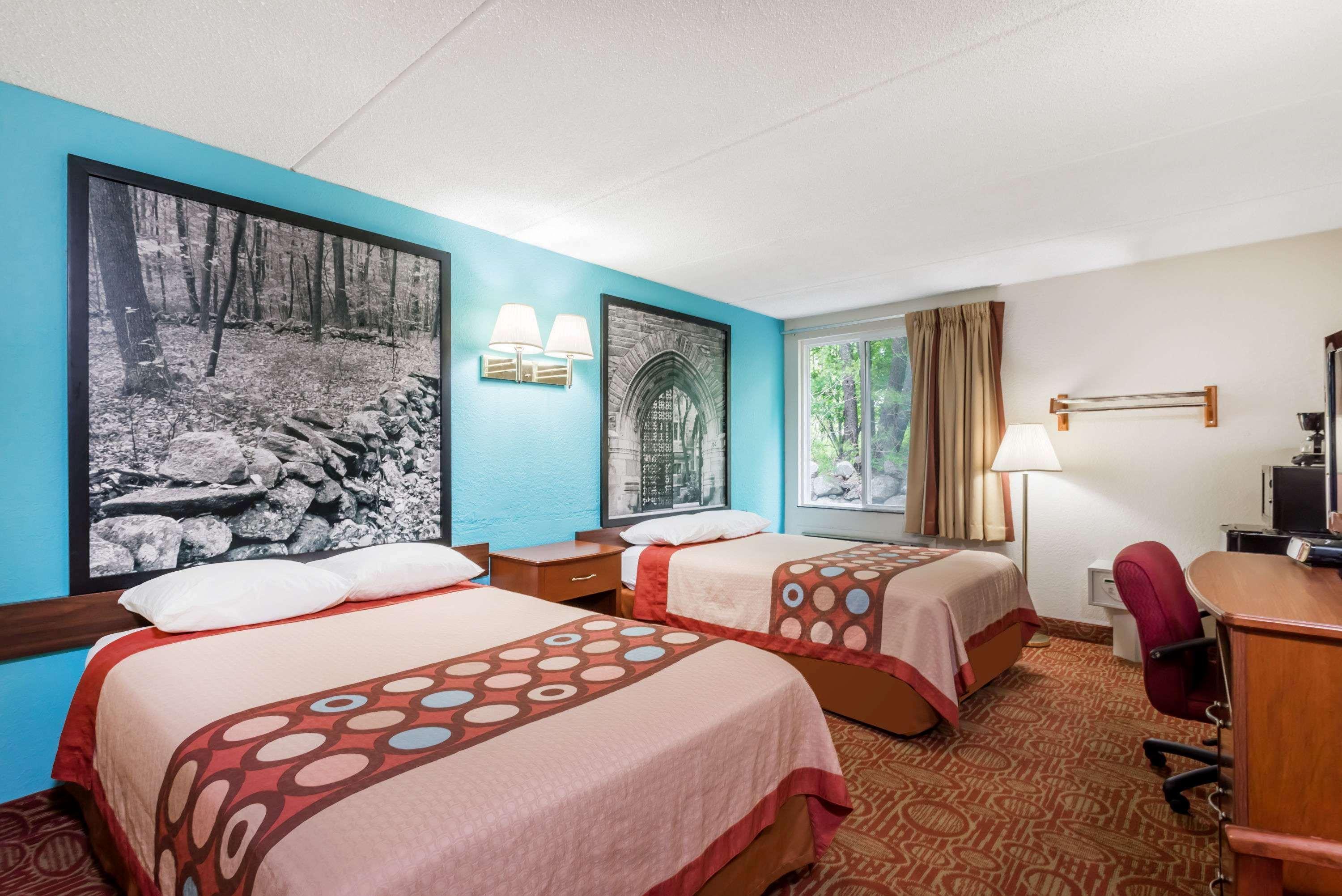 Motel Super 8 By Wyndham Danbury Exterior foto
